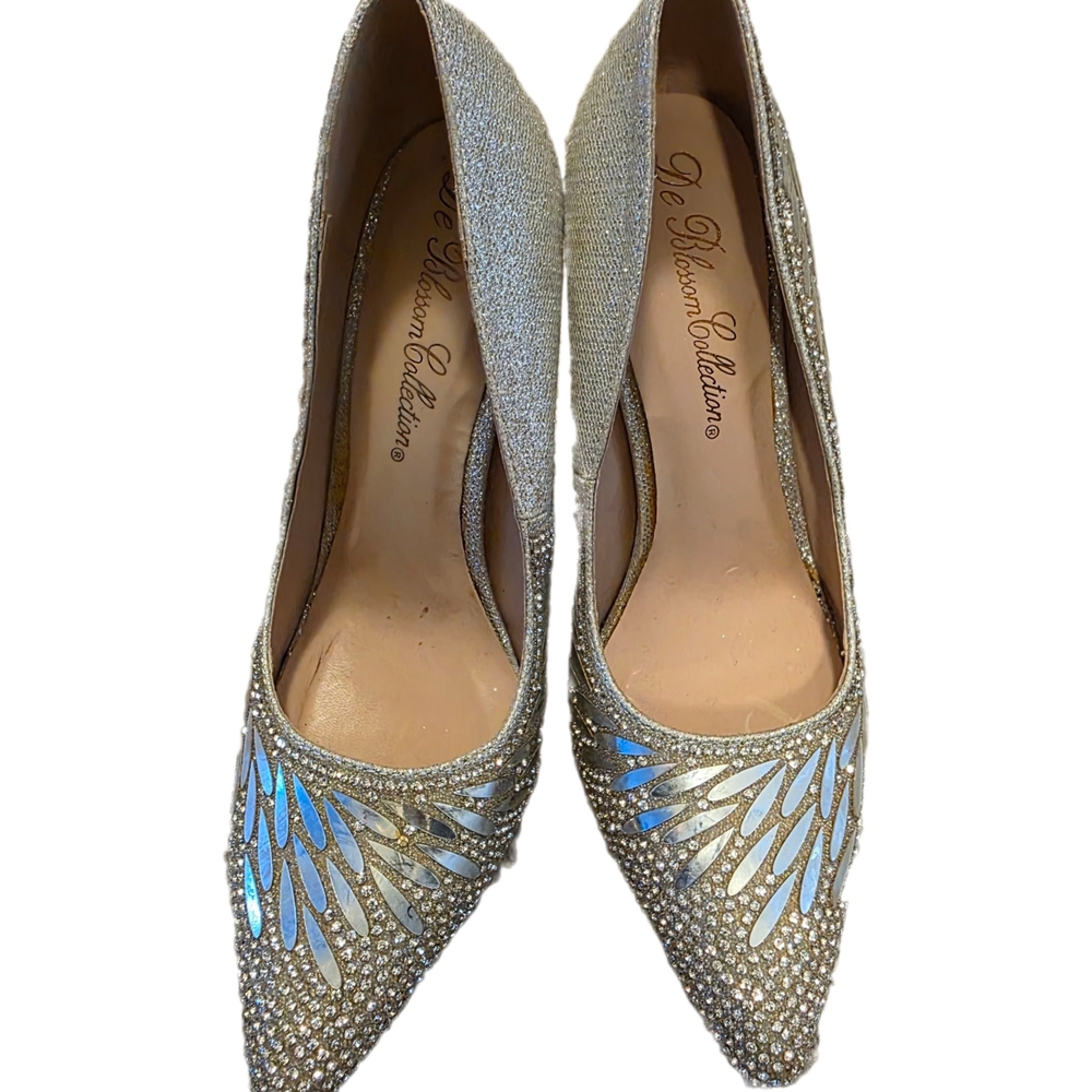 De Blossom Collection Silver Heels with Elegant Design